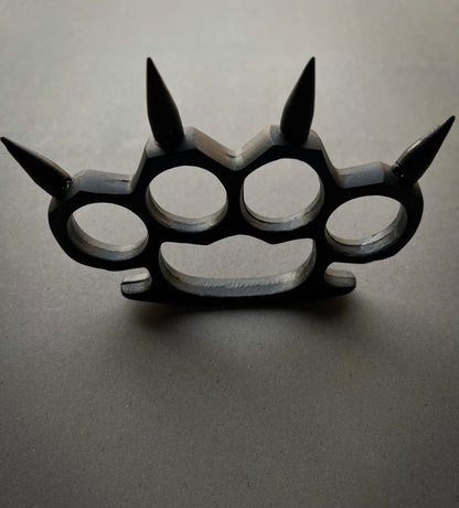 Four-Finger Knuckle-Duster with Removable Studs