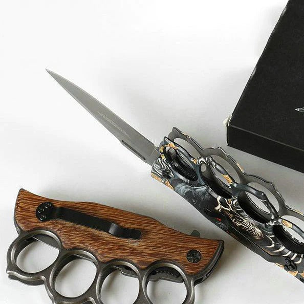 4-Finger Knuckle Duster Fixed Blade Knife – Wood Grip & Tactical Design